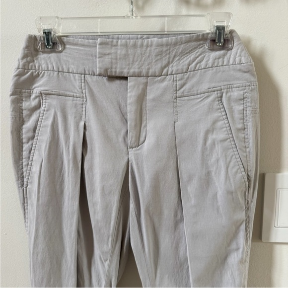 Helmut Lang Minimalist Pleated Tapered Pants in Light Gray 0 - Picture 3 of 10